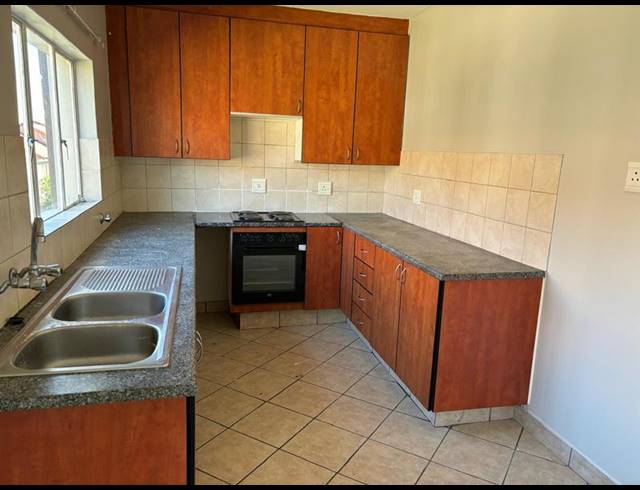 3 BEDROOM APARTMENT FOR SALE IN HALFWAY GARDENS